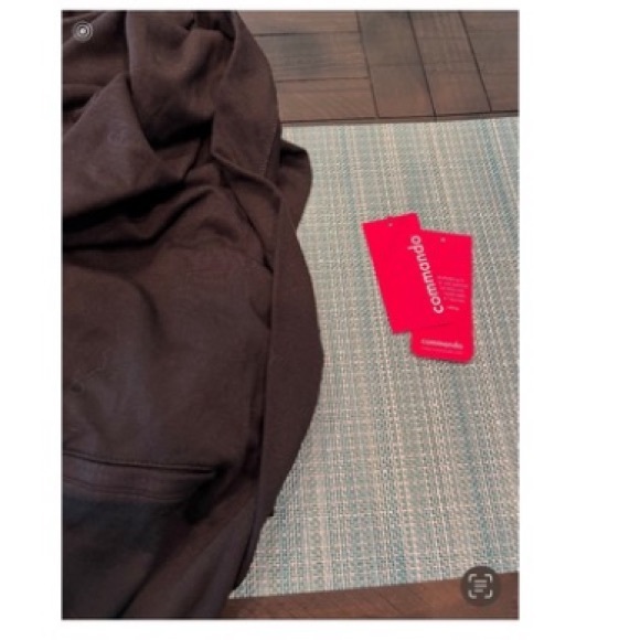 Commando Butter Modal Hooded Thumb Robe Cardigan - Picture 2 of 5